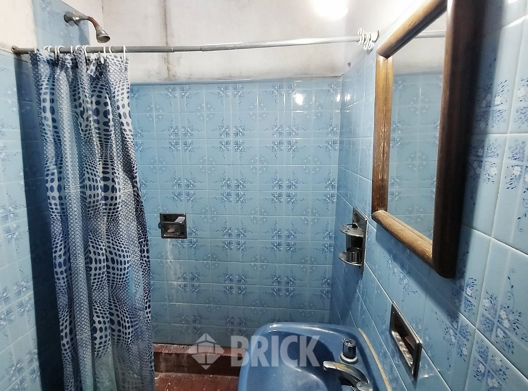 LAMADRID, AV. al 1600 39