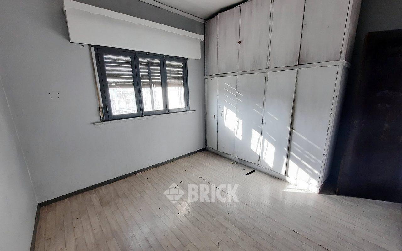 LAMADRID, AV. al 1600 41