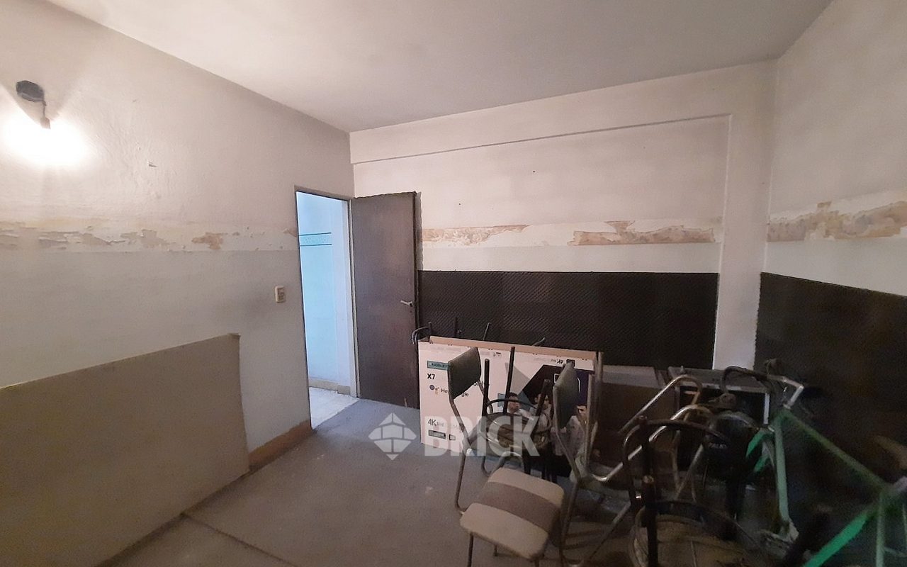 LAMADRID, AV. al 1600 53