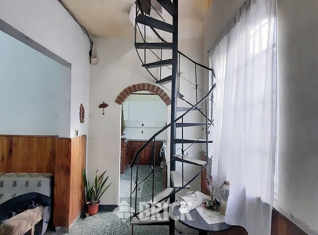 LAMADRID, AV. al 1600 8