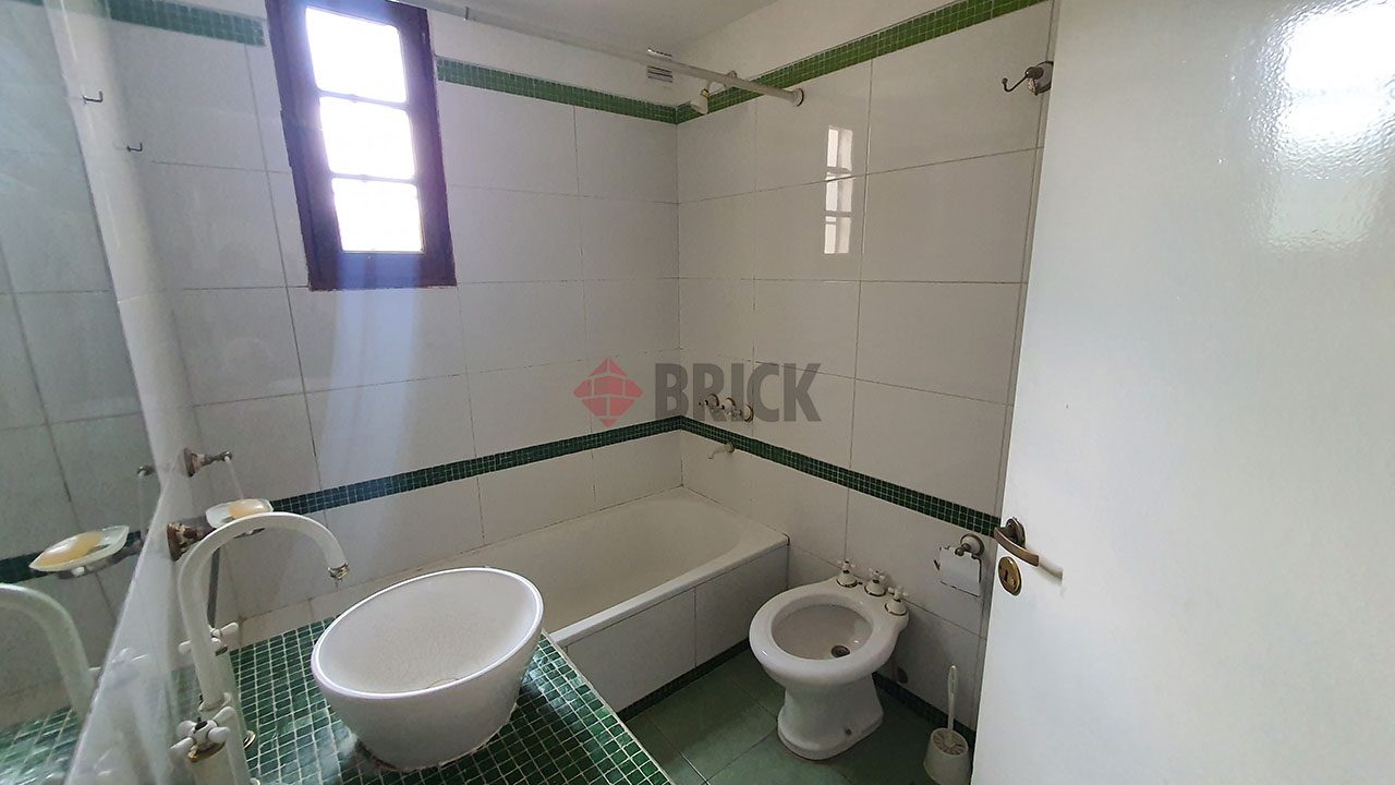 BORGES, JORGE LUIS al 2000 Piso 1 15