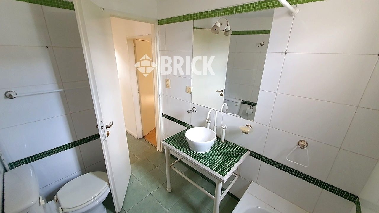 BORGES, JORGE LUIS al 2000 Piso 1 16