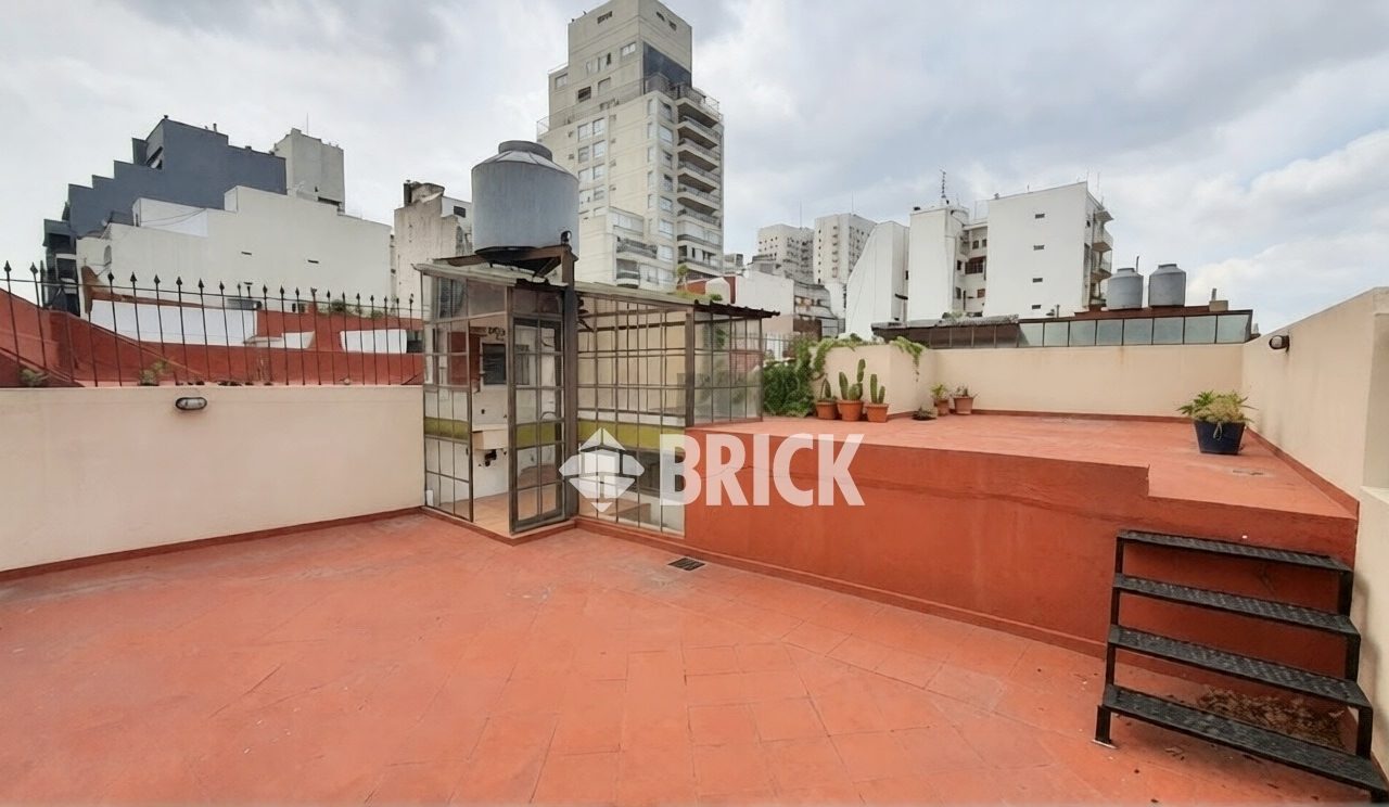 BORGES, JORGE LUIS al 2000 Piso 1 25