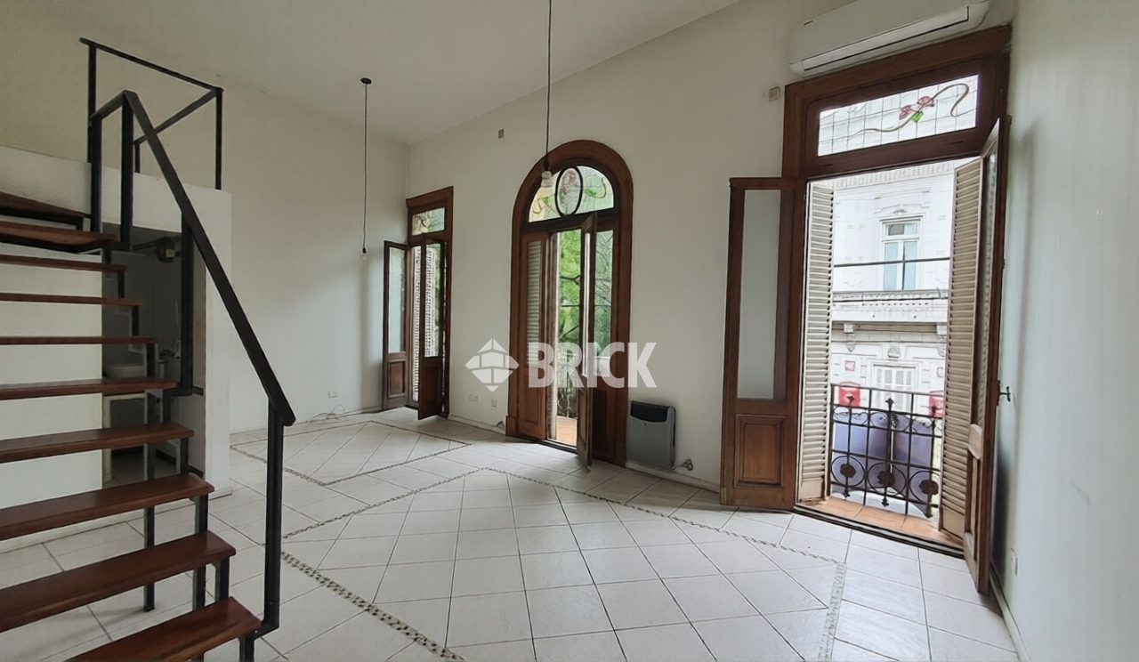 BORGES, JORGE LUIS al 2000 Piso 1 6