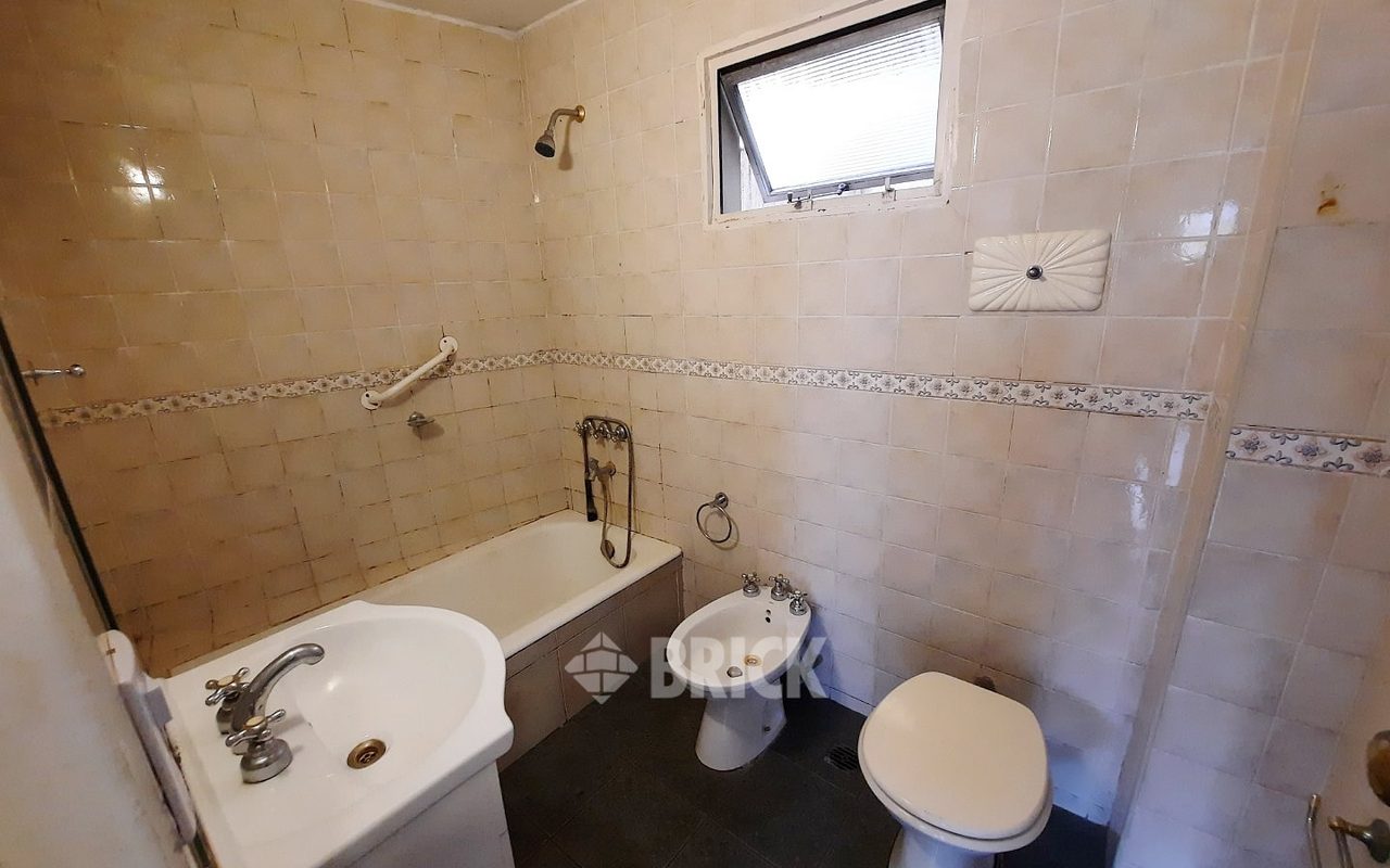 BILLINGHURST al 1500 Piso 2 14