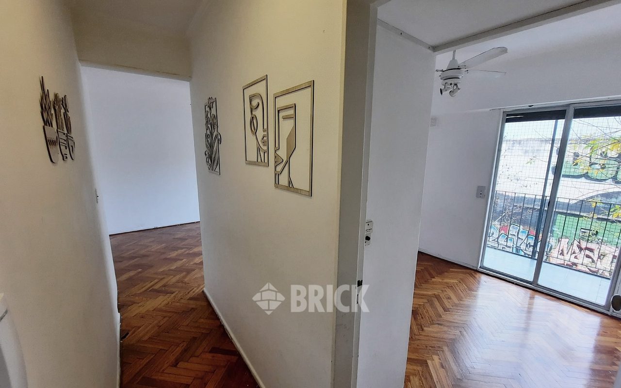 BILLINGHURST al 1500 Piso 2 18