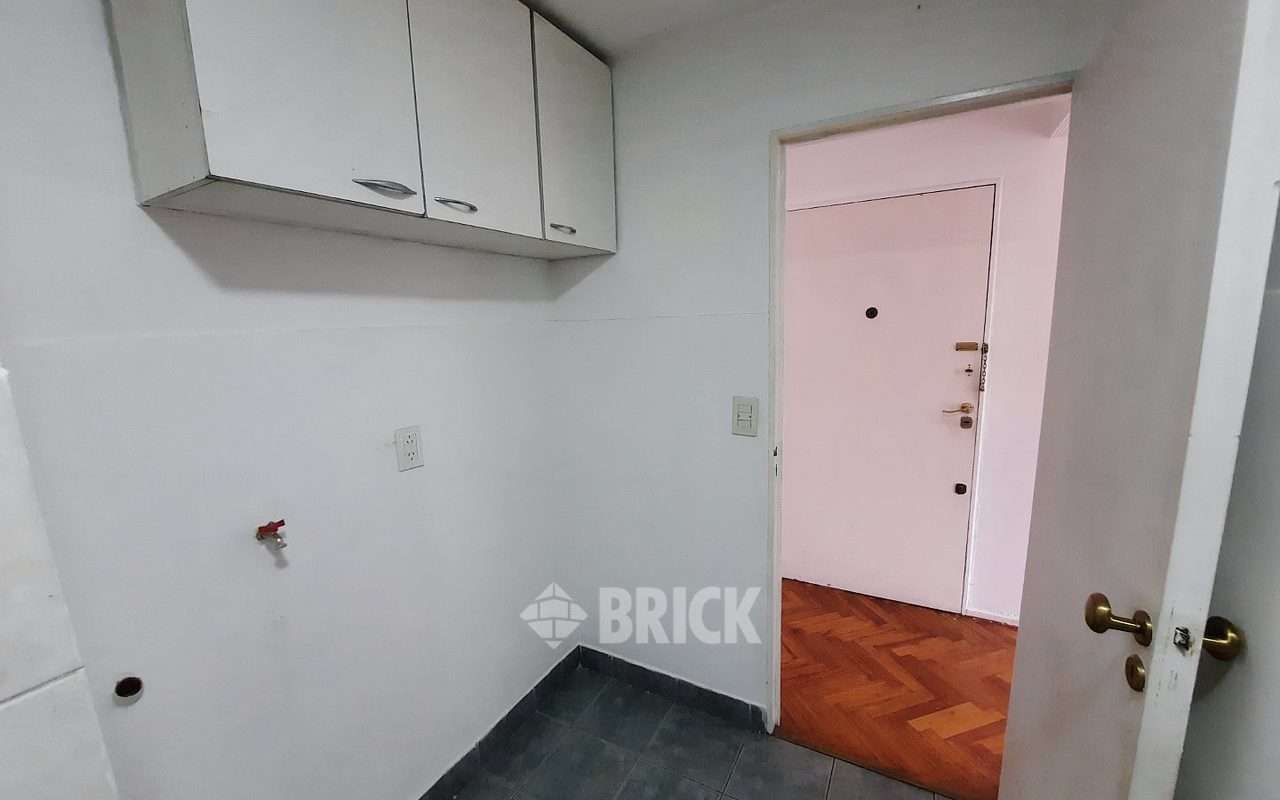 BILLINGHURST al 1500 Piso 2 23