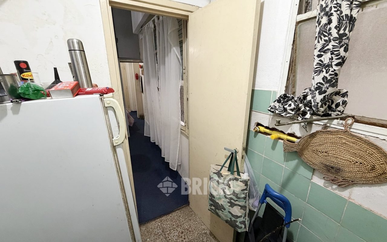 JAURES, JEAN al 800 Piso PB 10