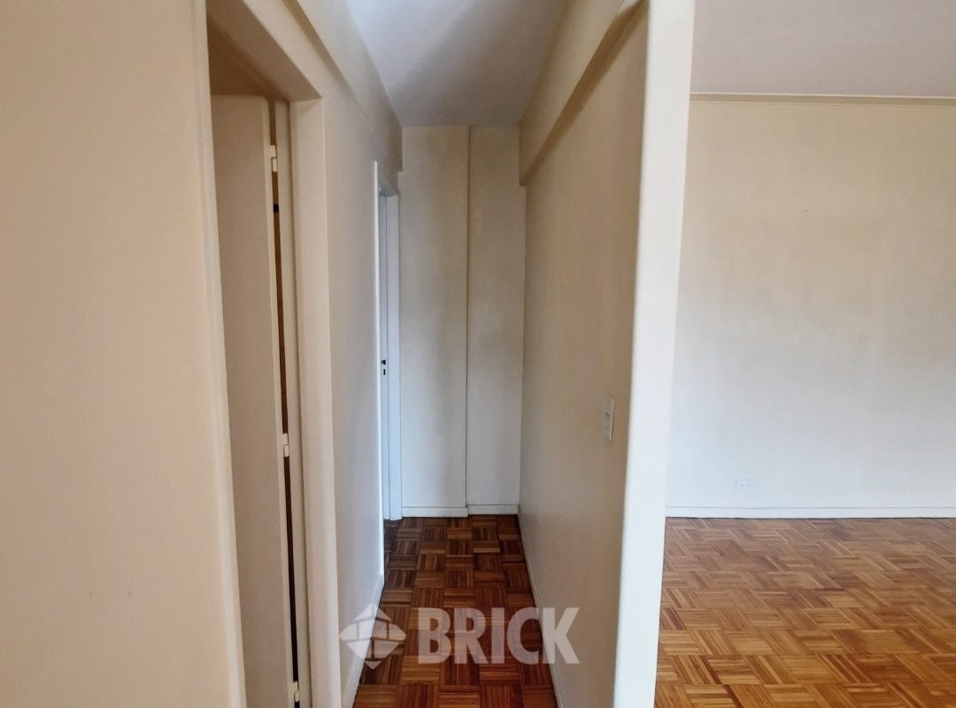 IRIGOYEN, BERNARDO DE al 1300 Piso 7 8