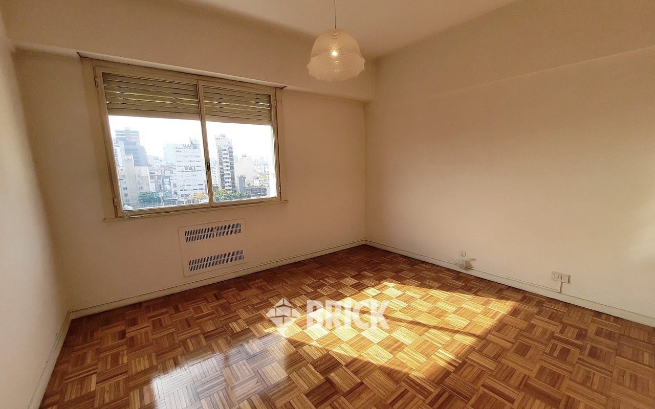 IRIGOYEN, BERNARDO DE al 1300 Piso 7 9