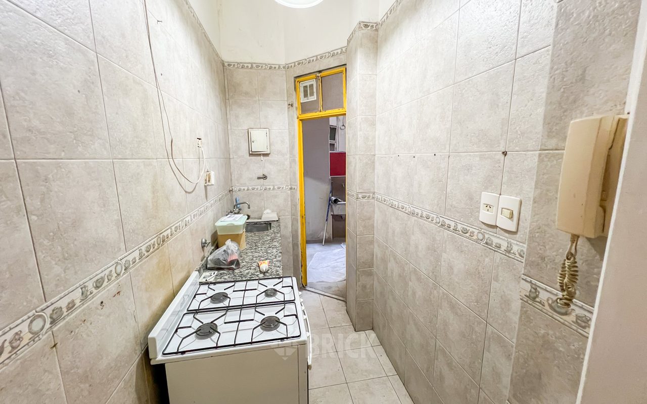 CORDOBA, AV. al 1200 Piso PB 13