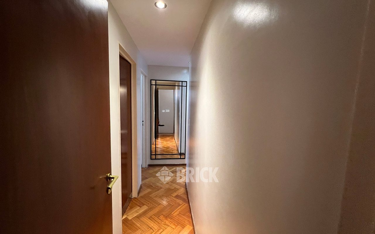 CUBA al 2200 Piso 7 12