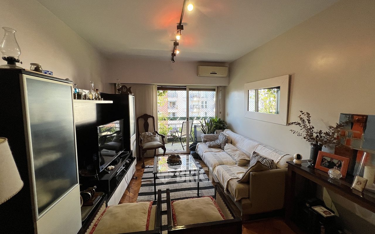 CUBA al 2200 Piso 7 3