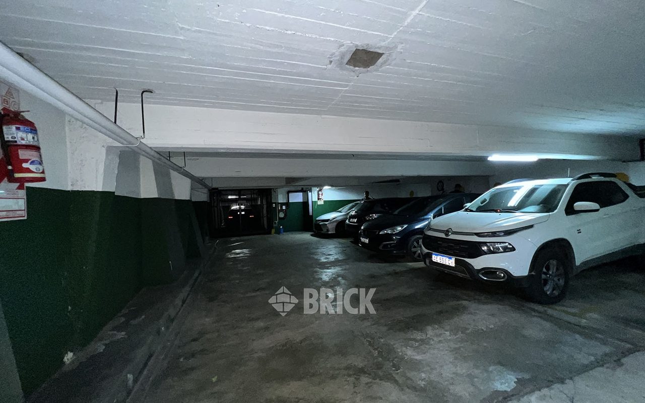 CUBA al 2200 Piso 7 31