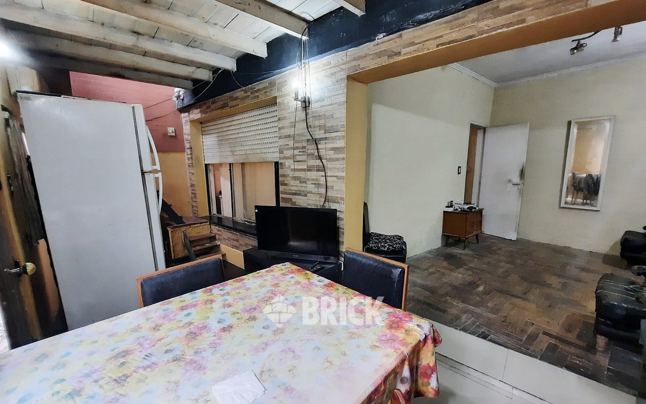 ACHA, GENERAL al 1400 Piso PB 1