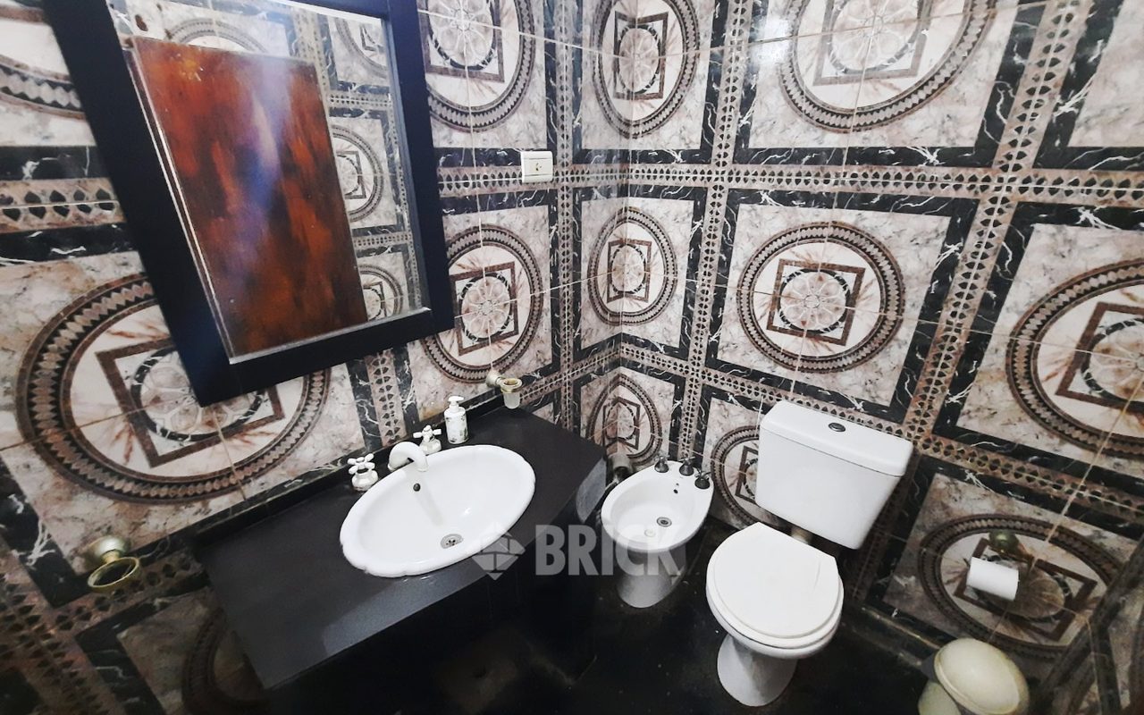 ACHA, GENERAL al 1400 Piso PB 11