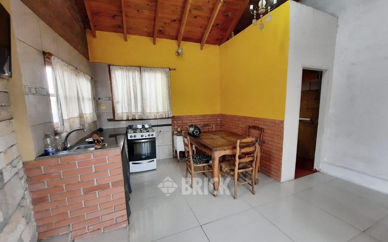 ACHA, GENERAL al 1400 Piso PB 17