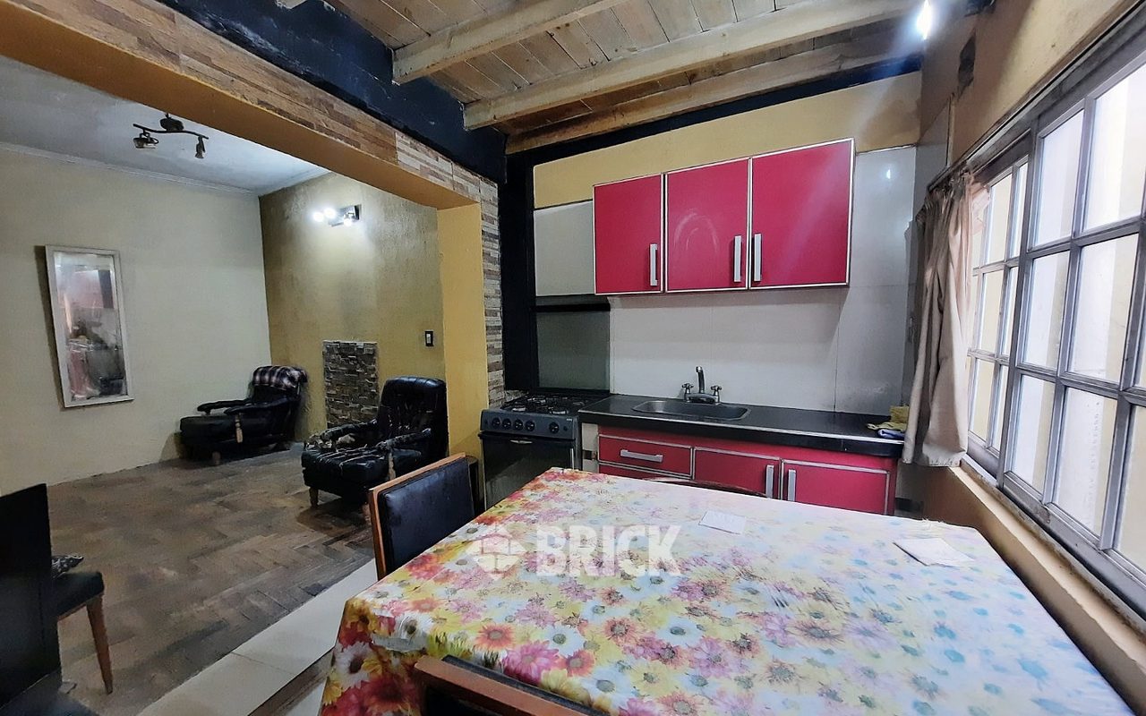 ACHA, GENERAL al 1400 Piso PB 4