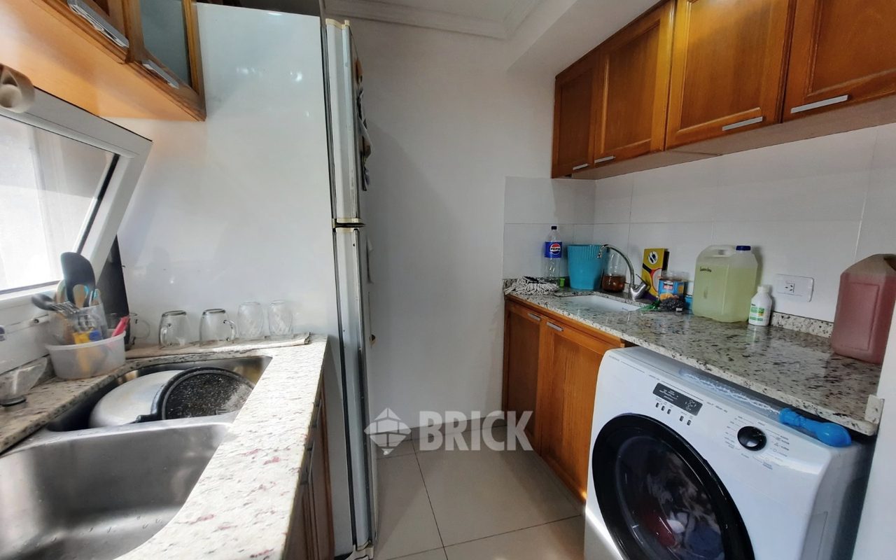 TUCUMAN al 100 Piso 6 11