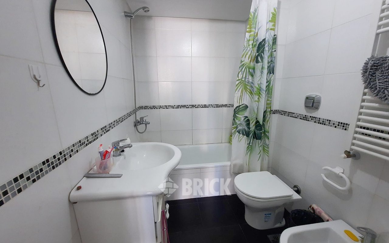 TUCUMAN al 100 Piso 6 25