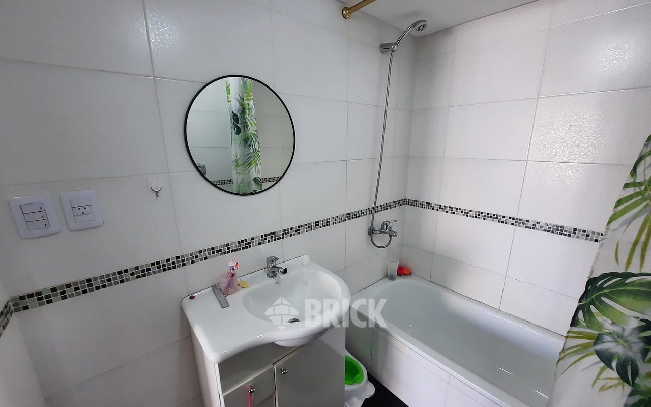 TUCUMAN al 100 Piso 6 26