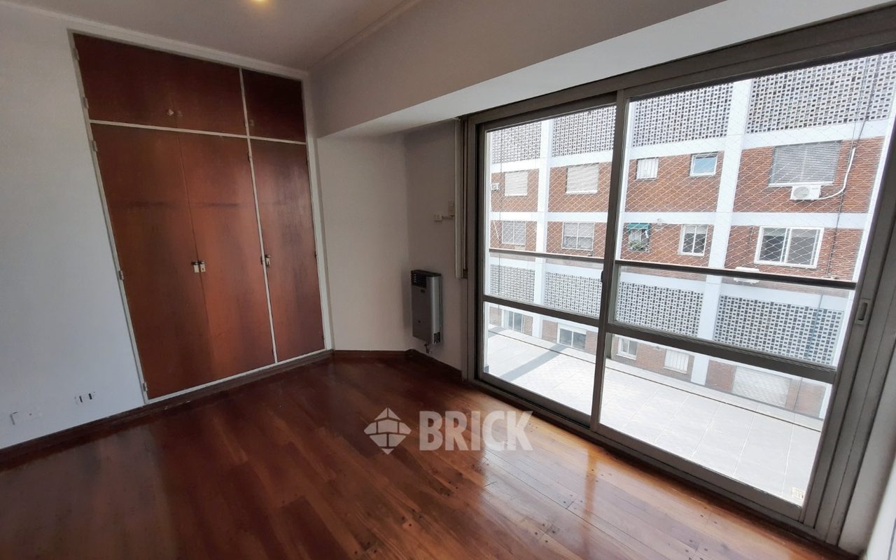 TALCAHUANO al 900 Piso 18 24