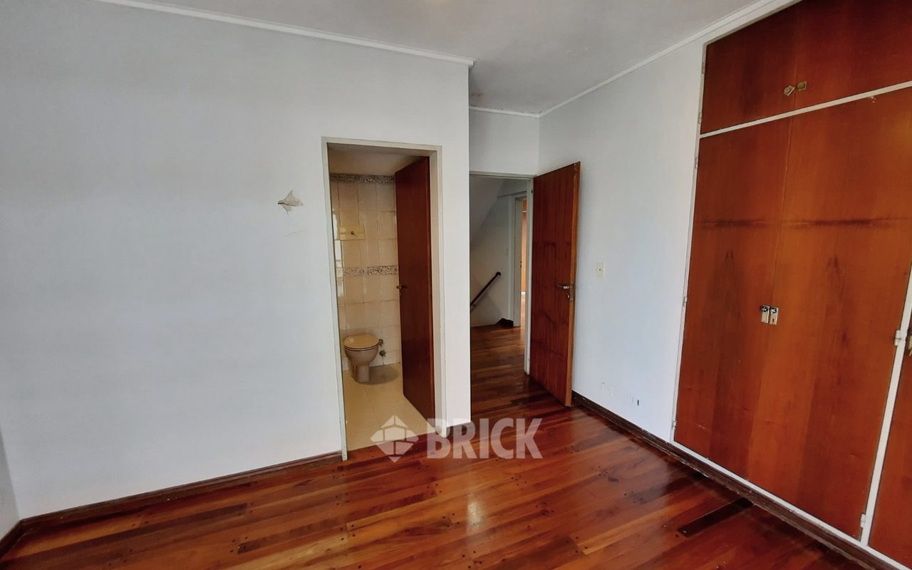 TALCAHUANO al 900 Piso 18 25