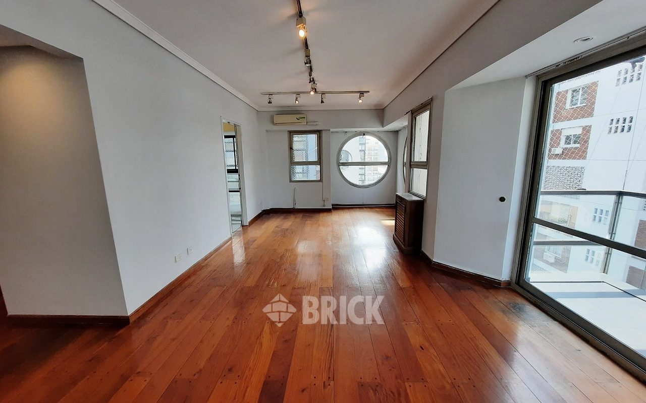 TALCAHUANO al 900 Piso 18 3