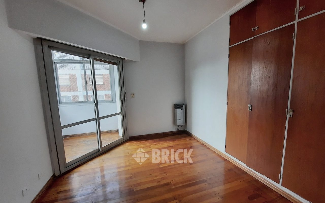 TALCAHUANO al 900 Piso 18 30