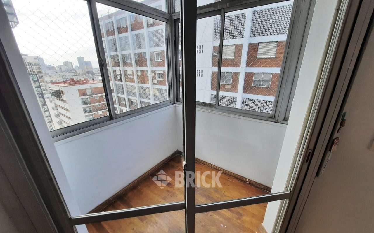 TALCAHUANO al 900 Piso 18 32