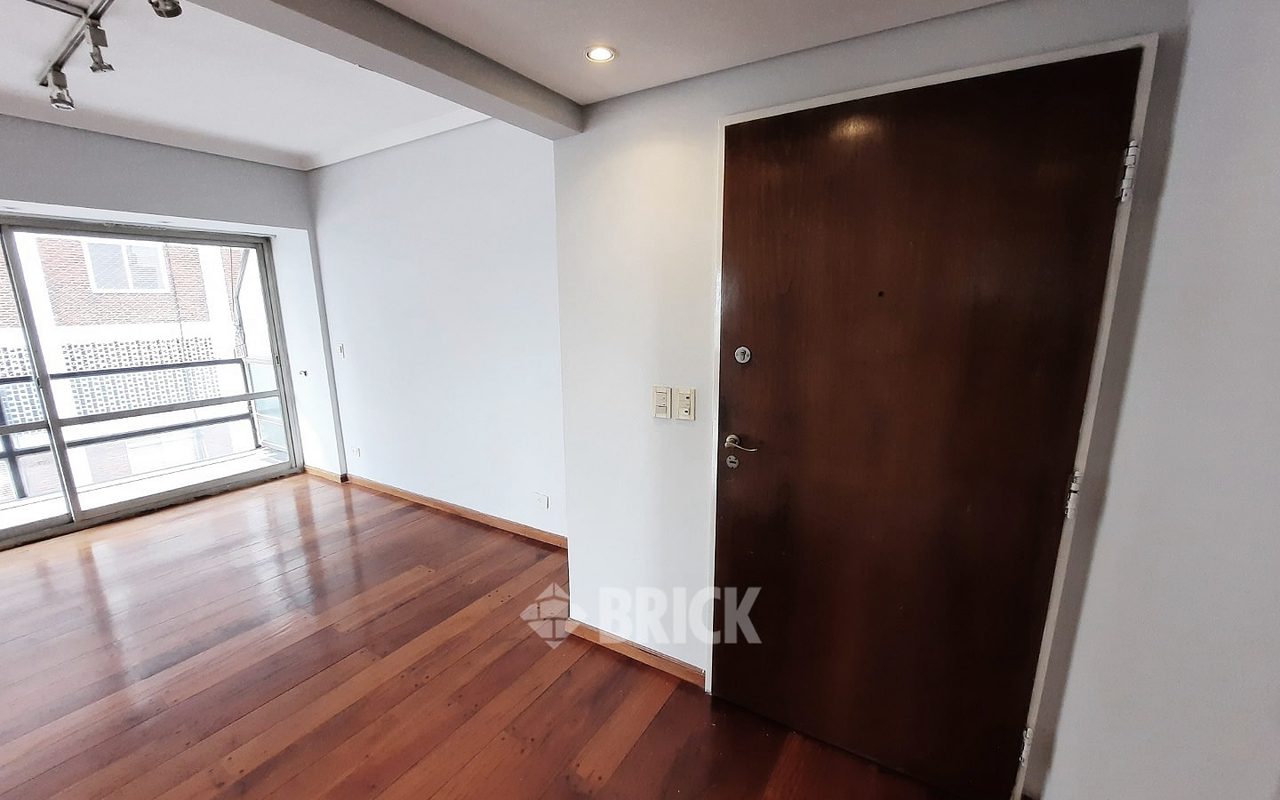 TALCAHUANO al 900 Piso 18 52