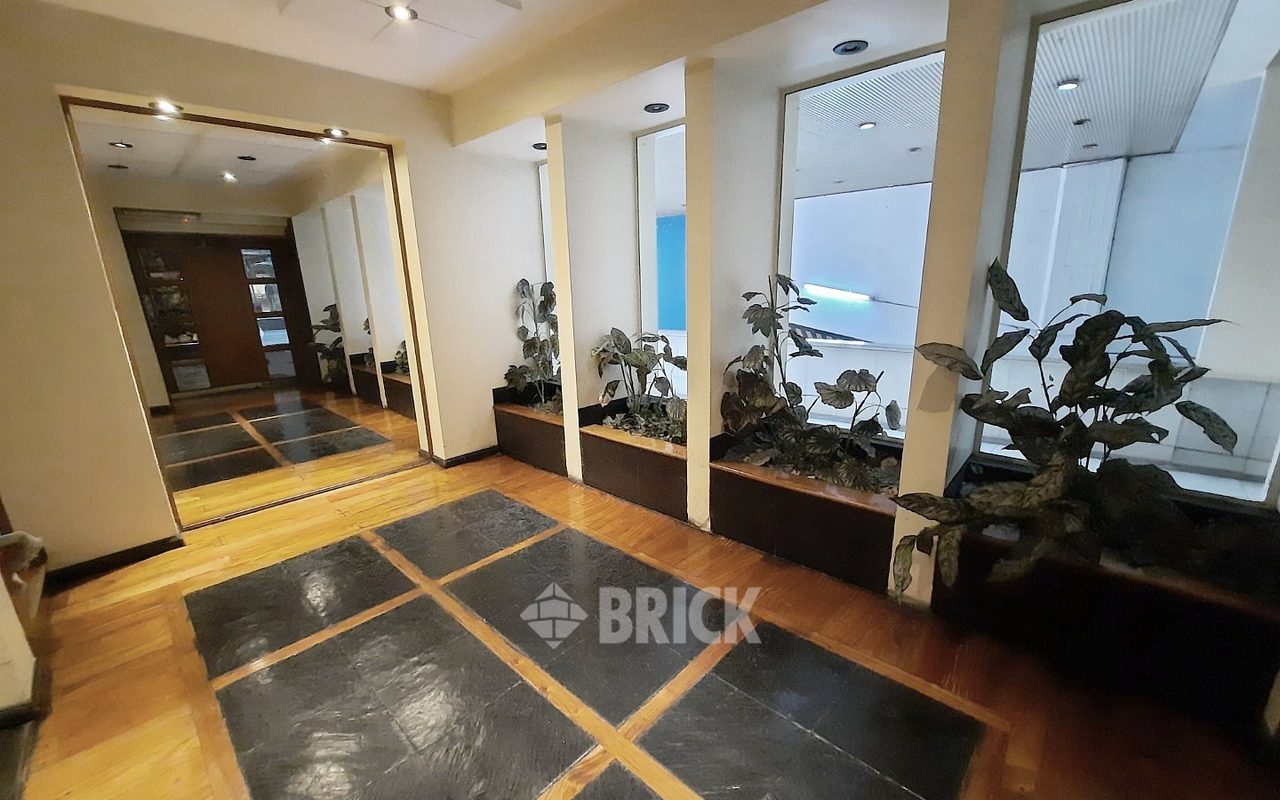 TALCAHUANO al 900 Piso 18 54