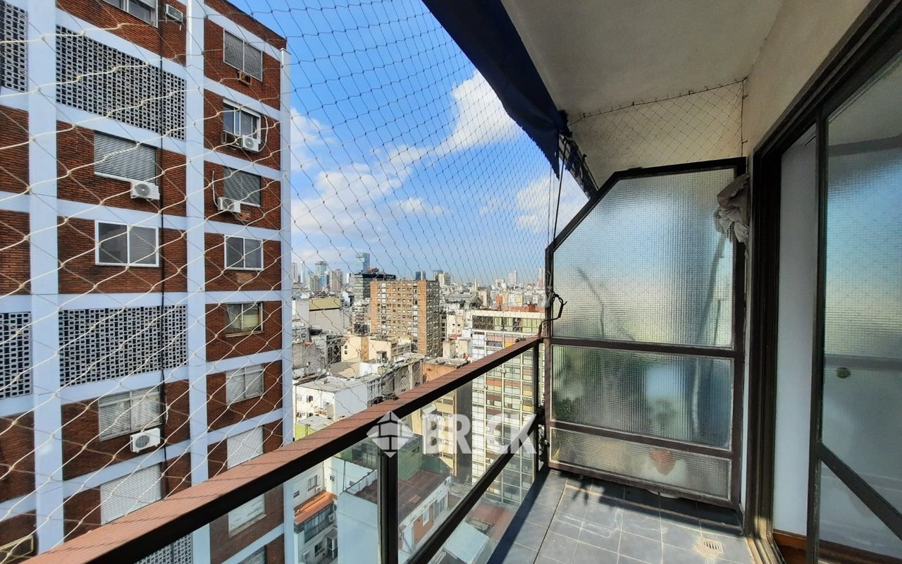 TALCAHUANO al 900 Piso 18 9