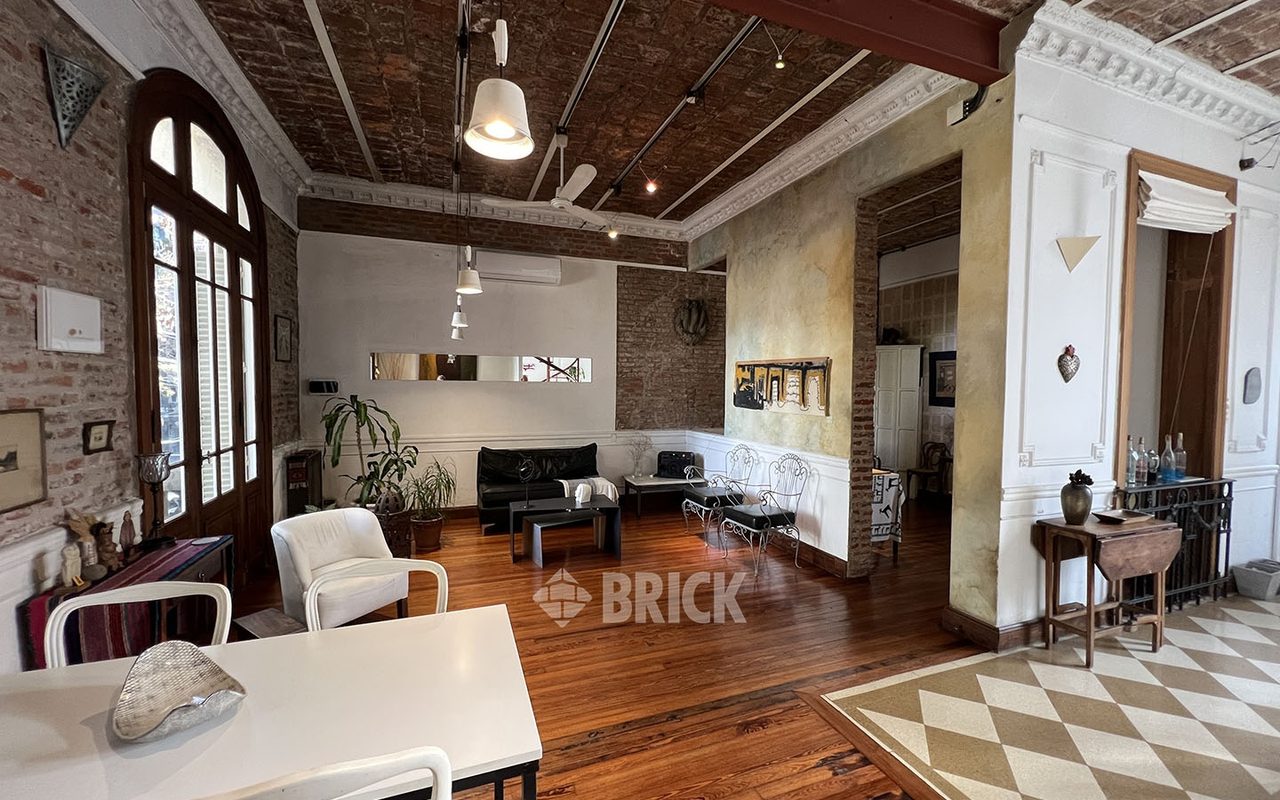 ORO, FRAY JUSTO SANTAMARIA DE al 2200 Piso 1 1