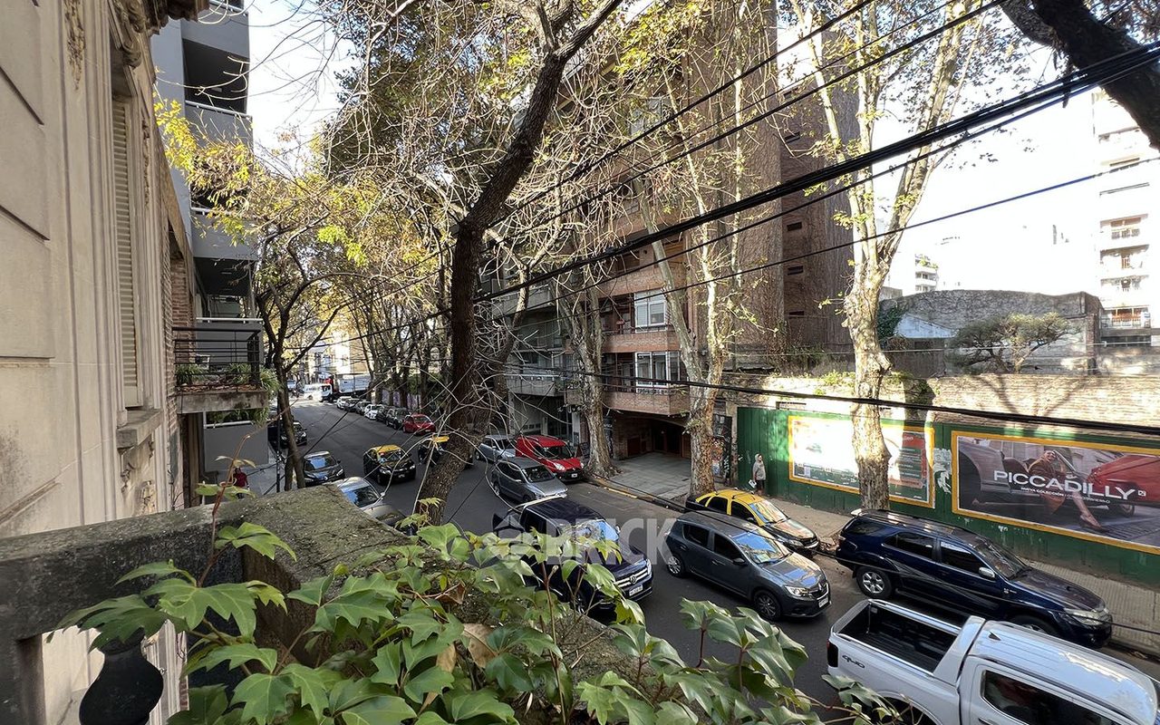 ORO, FRAY JUSTO SANTAMARIA DE al 2200 Piso 1 8