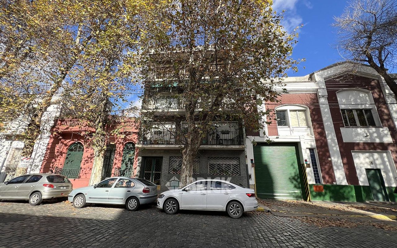 CUCHA CUCHA al 1300 Piso 4 12