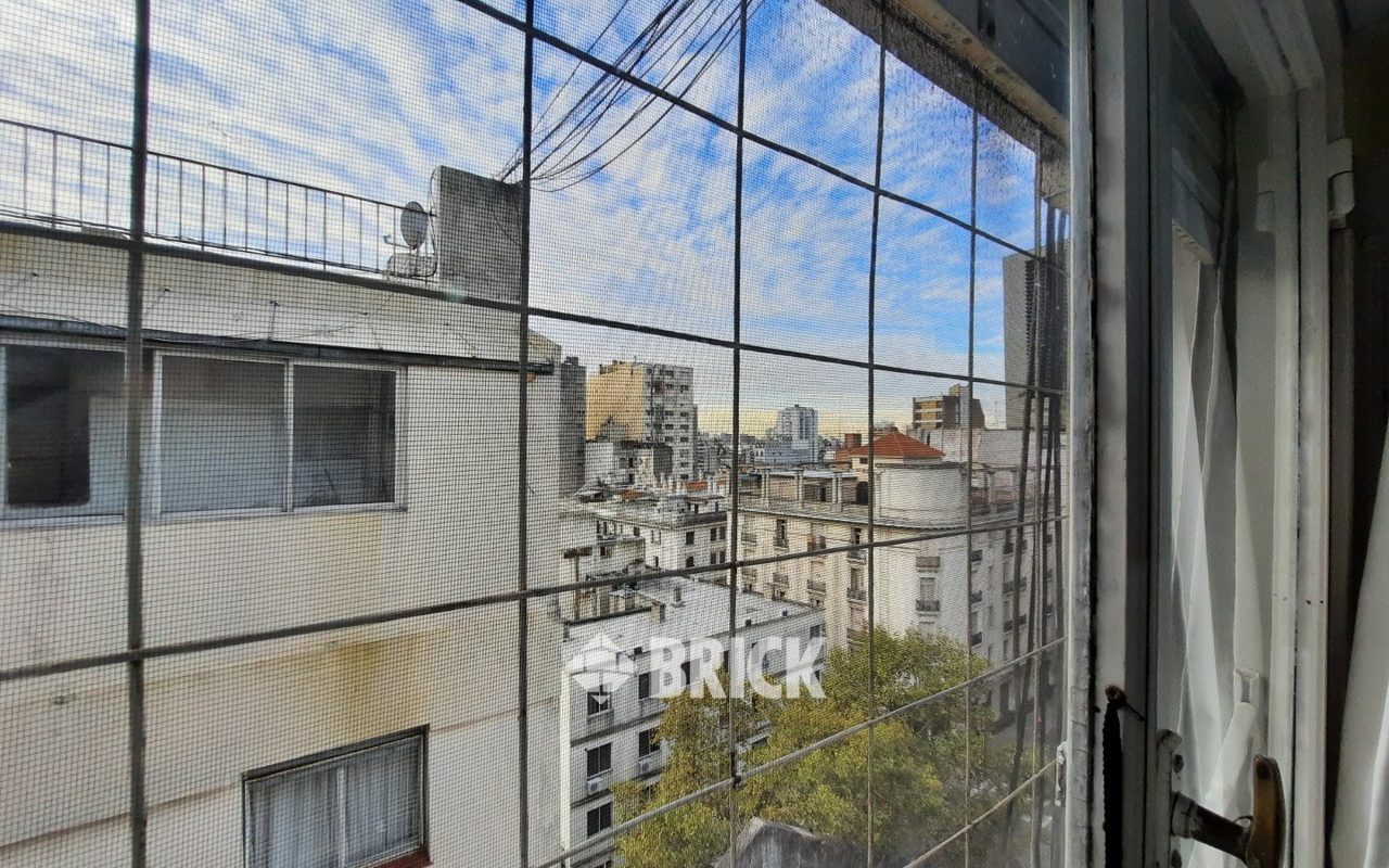 YRIGOYEN, HIPOLITO al 2900 Piso 9 14