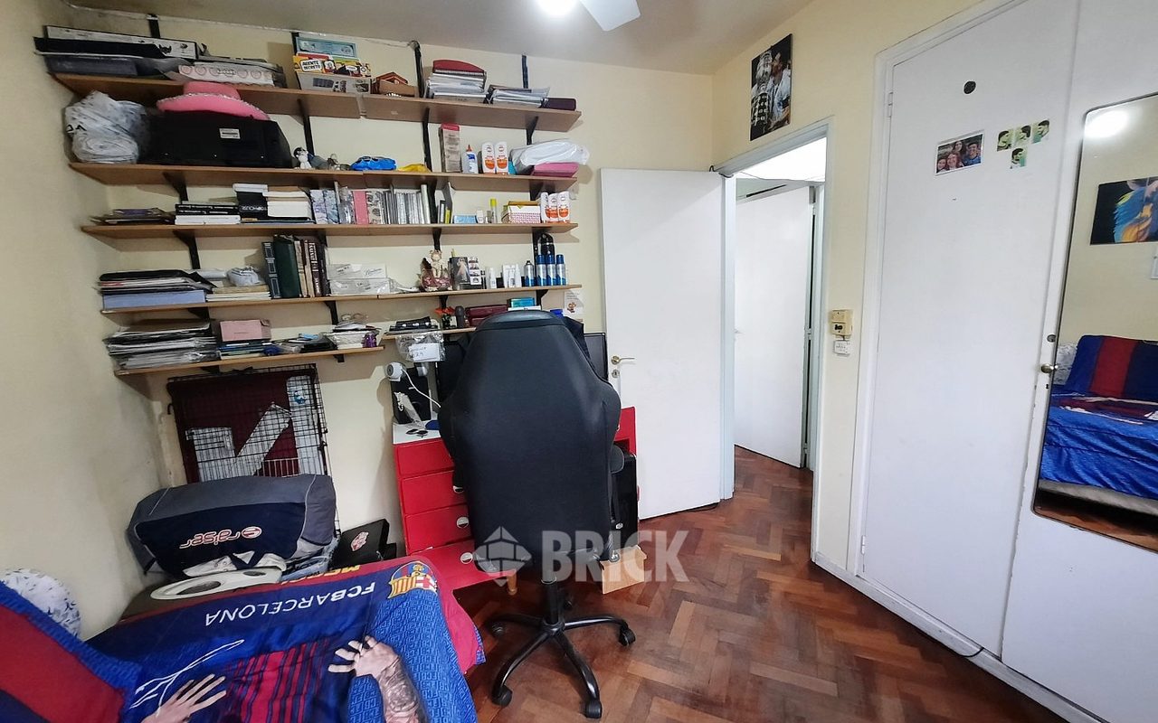 YRIGOYEN, HIPOLITO al 2900 Piso 9 15