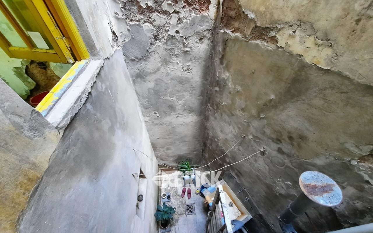 LAPRIDA al 1200 Piso PB 22