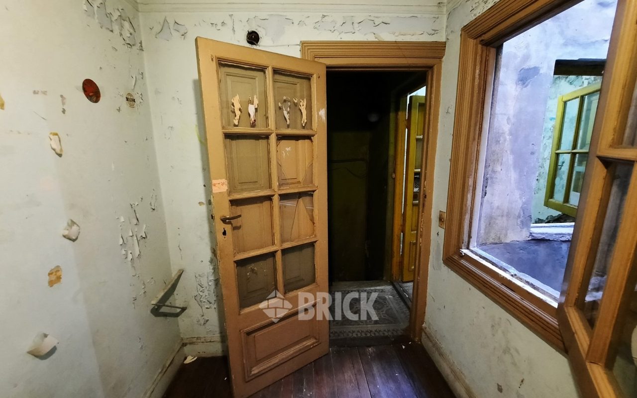 LAPRIDA al 1200 Piso PB 23