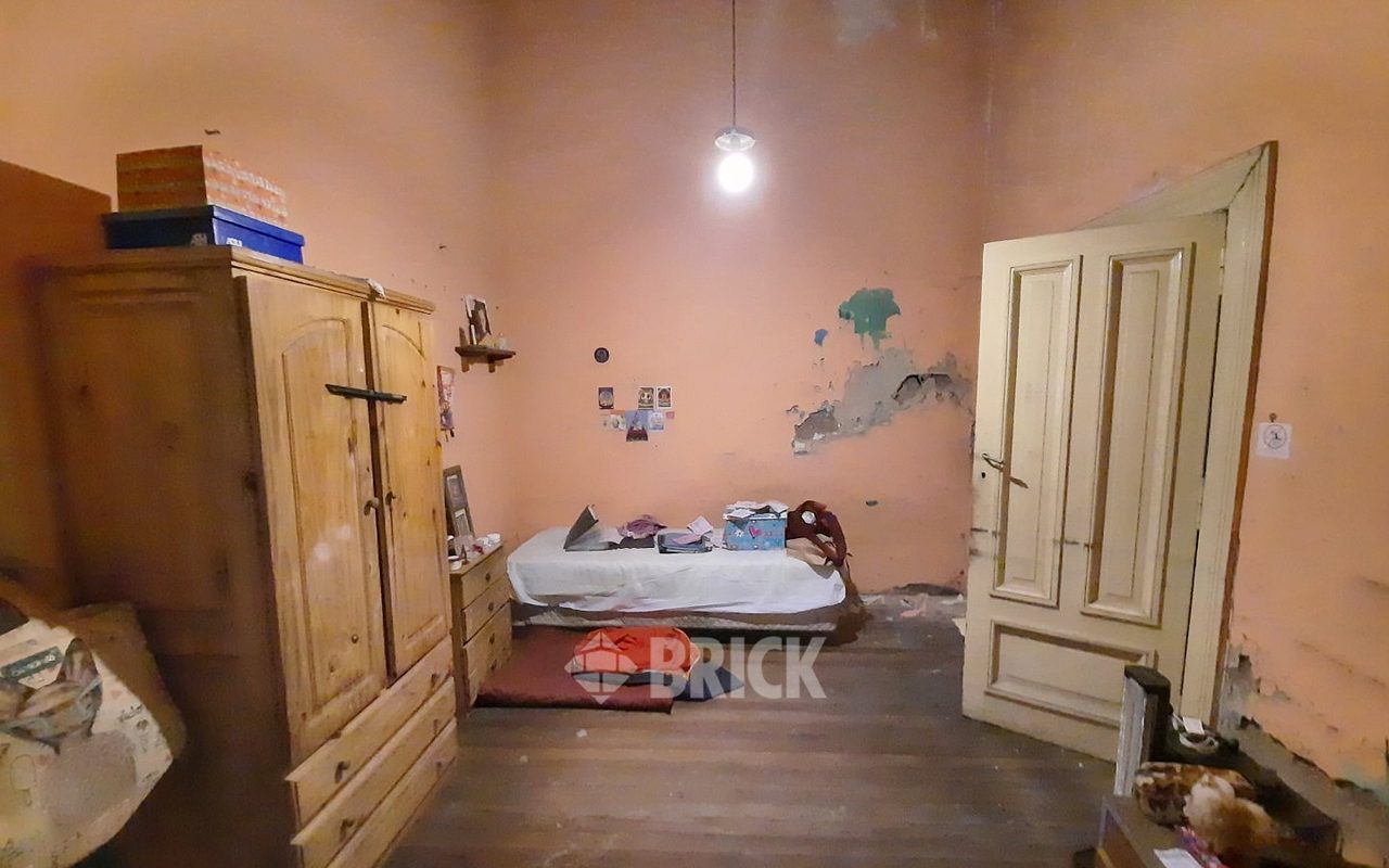 LAPRIDA al 1200 Piso PB 8