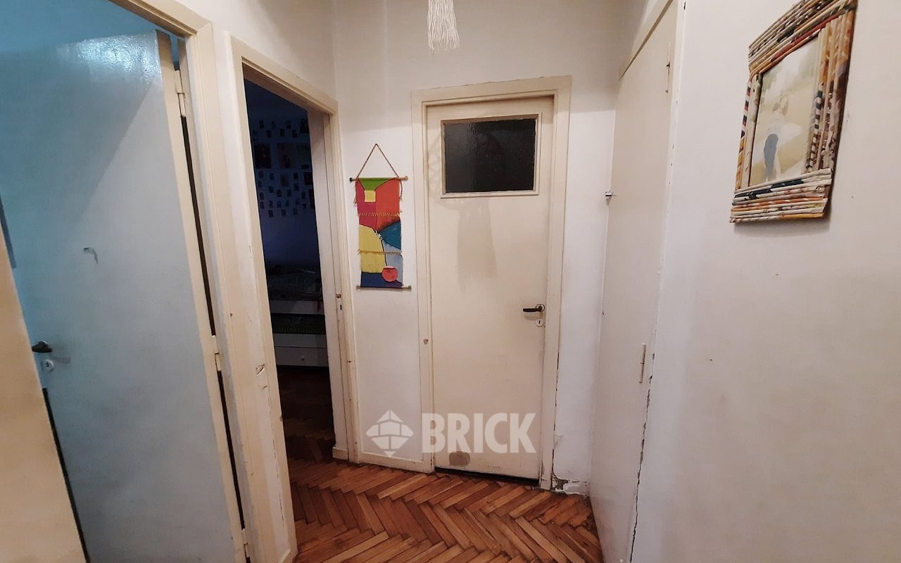 RIVADAVIA, AV. al 2000 Piso 8 10