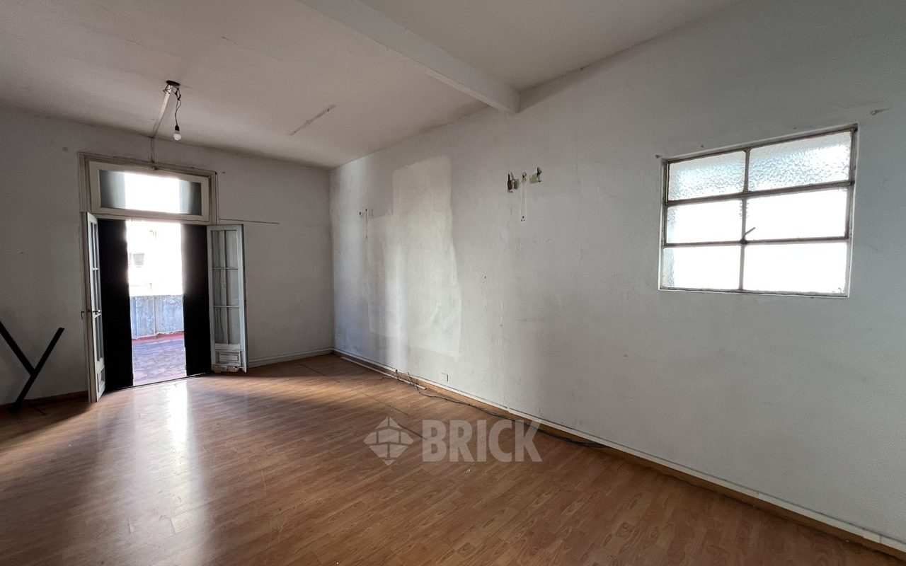 LACROZE, FEDERICO, AV. al 2400 Piso 1 17