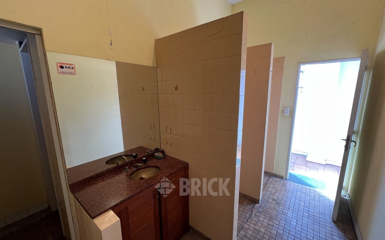 LACROZE, FEDERICO, AV. al 2400 Piso 1 22