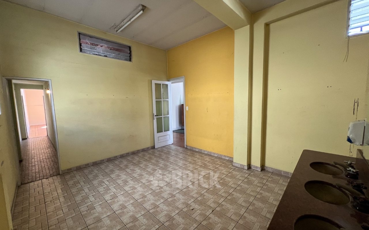 LACROZE, FEDERICO, AV. al 2400 Piso 1 26