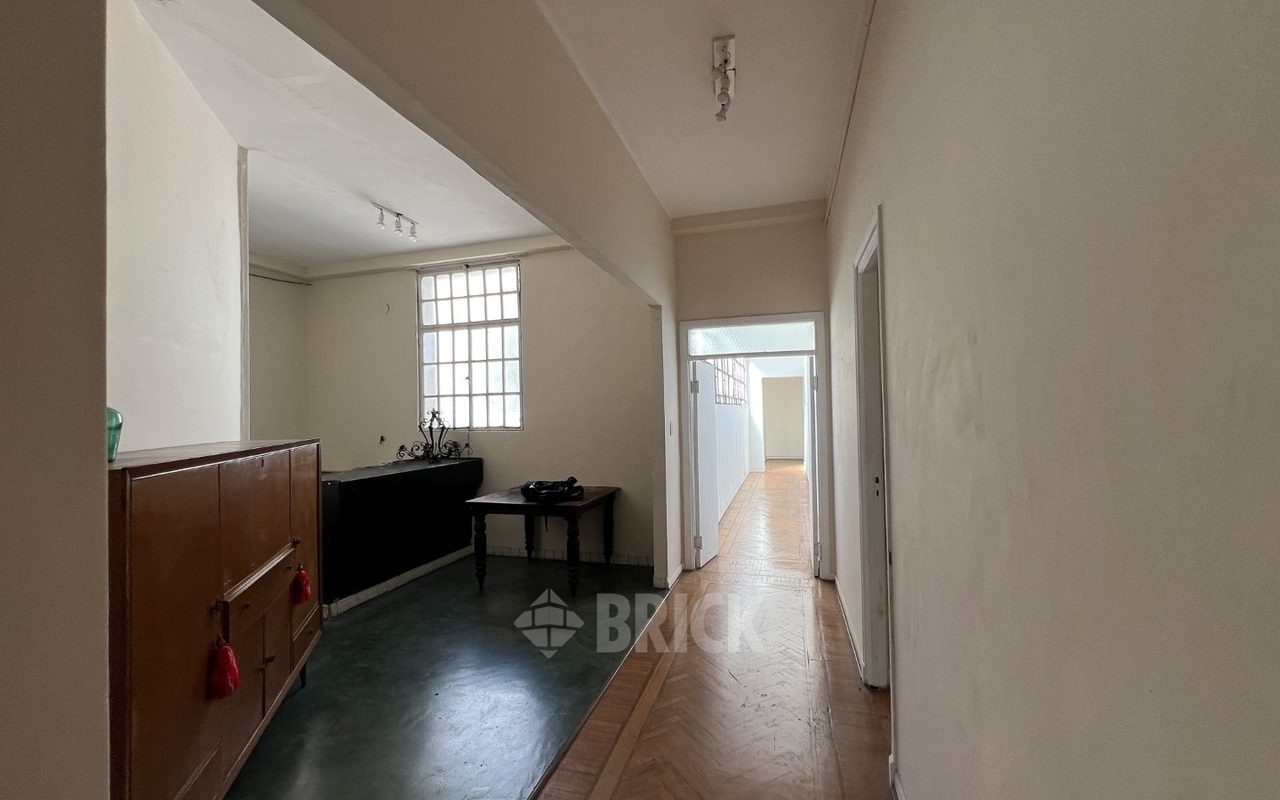 LACROZE, FEDERICO, AV. al 2400 Piso 1 37