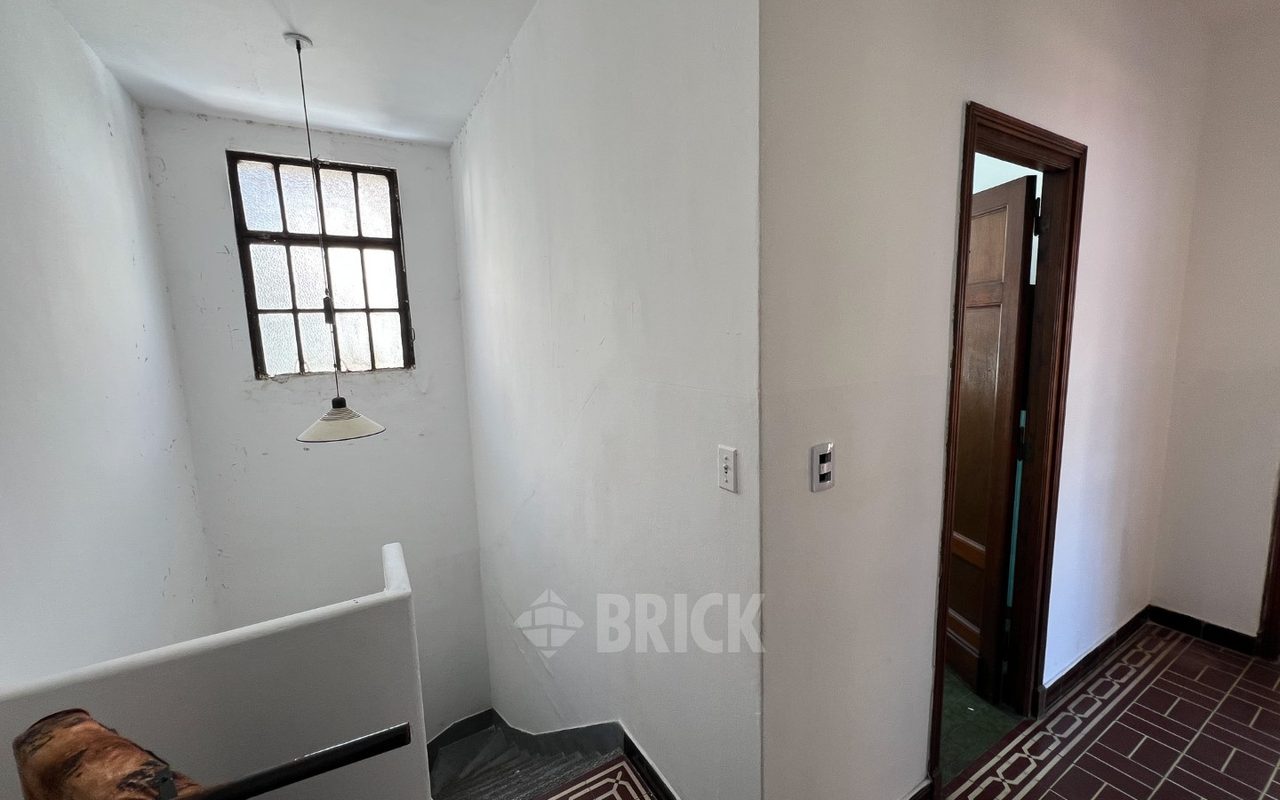 LACROZE, FEDERICO, AV. al 2400 Piso 1 47