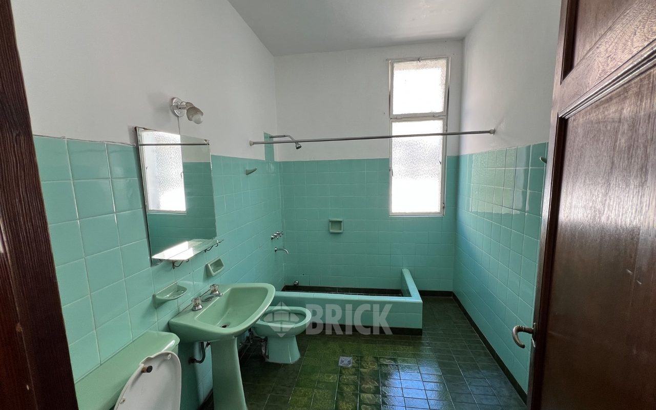 LACROZE, FEDERICO, AV. al 2400 Piso 1 49