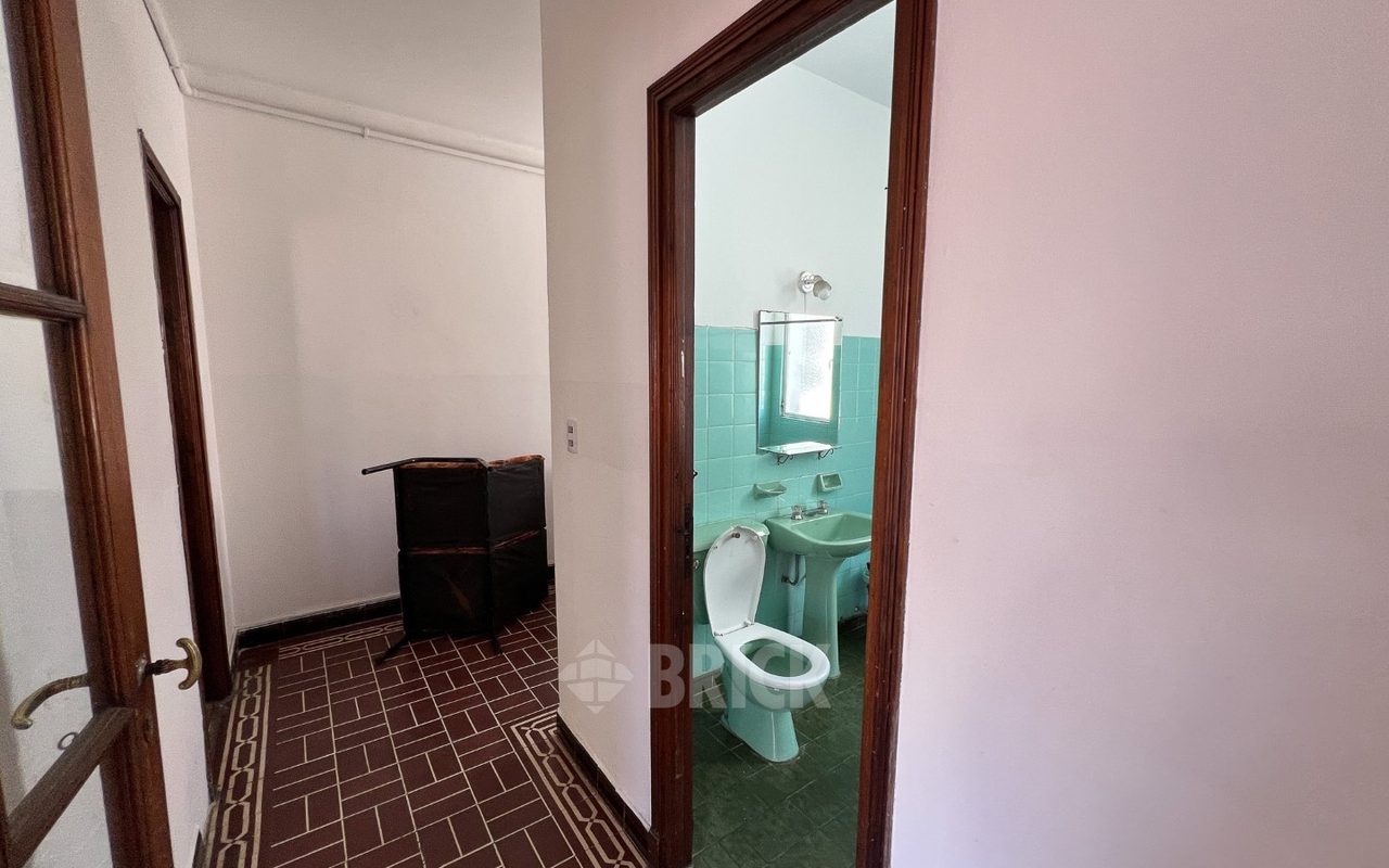 LACROZE, FEDERICO, AV. al 2400 Piso 1 50