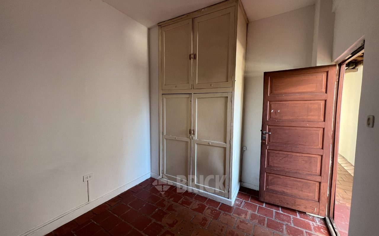 LACROZE, FEDERICO, AV. al 2400 Piso 1 57